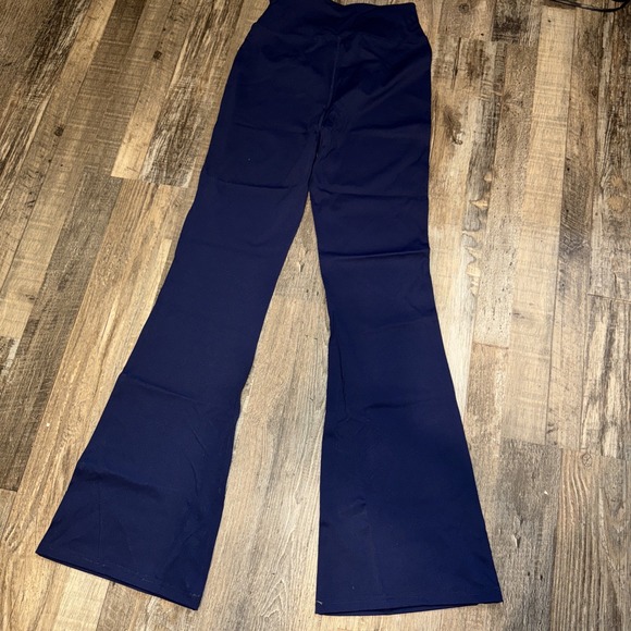 Lemonsky XS Women's Flare Yoga Pant - Picture 3 of 3